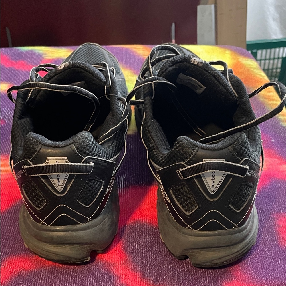 Black Athletic Shoes with White Accents new Blance Mens 12